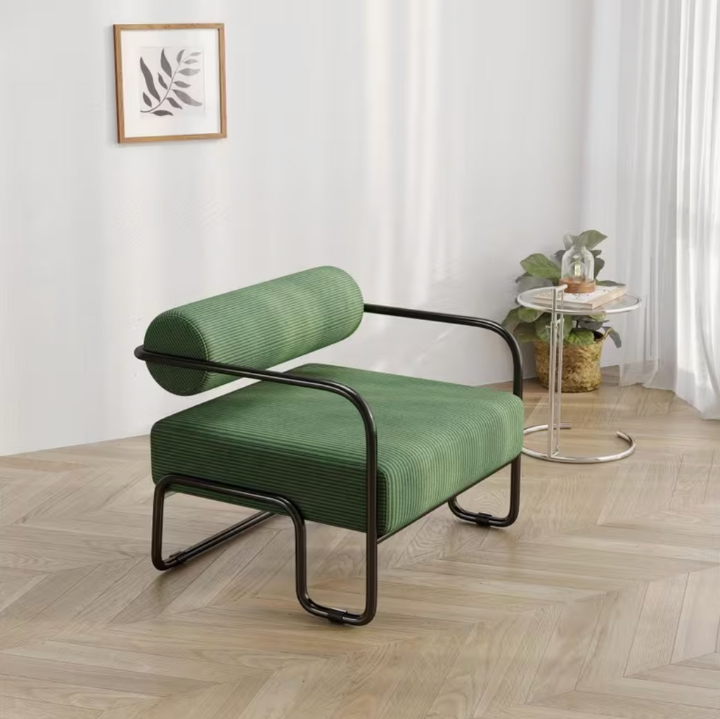 Fauteuil vintage en velours côtelé